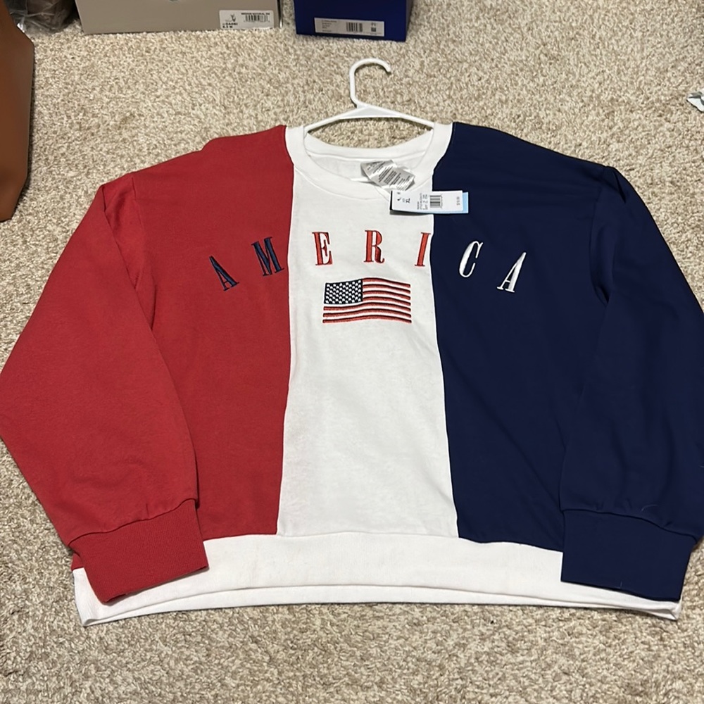 NWT Sz XL America sweatshirt IML from Target